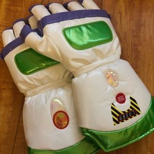 Disney’s Buzz Lightyear Gloves